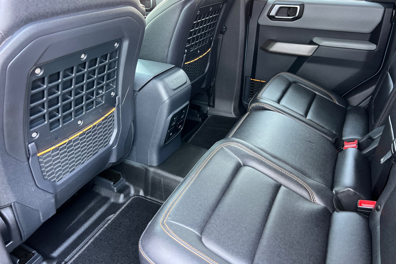 Certified 2023 Ford Bronco Badlands AWD/4WD image 4