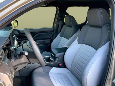 New 2026 Toyota Tacoma TRD Off-Road image 9