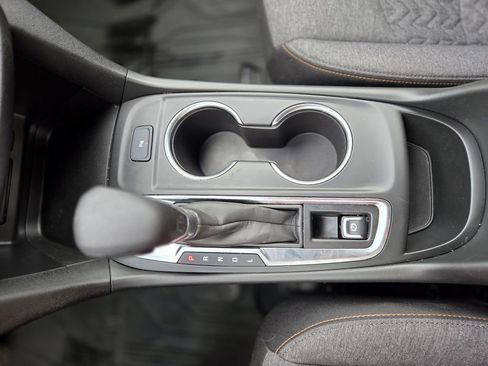 Used 2022 Chevrolet Equinox LT FWD image 26