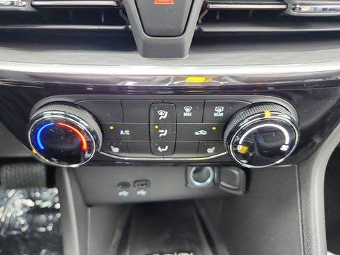 New 2026 Buick Encore GX Sport Touring image 17