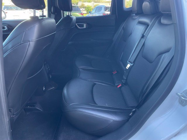 Used 2023 Jeep Compass Latitude AWD/4WD image 15