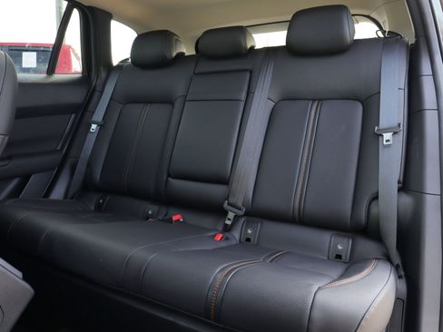 Certified 2025 MAZDA CX-50 2.5 Hybrid w/ Weather Package image 9