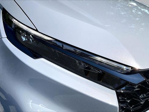 Used 2024 Honda CR-V Sport Touring image 28