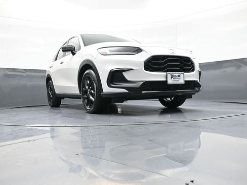 Certified 2024 Honda HR-V Sport image 26