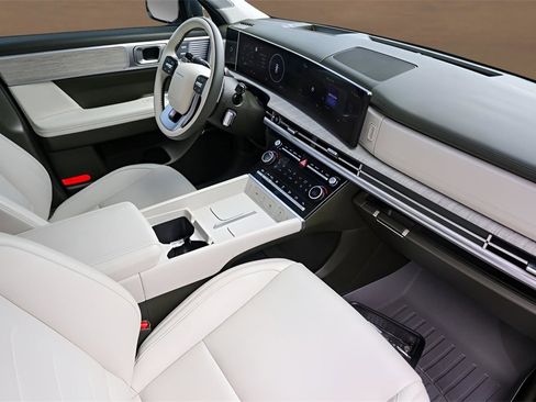 Used 2024 Hyundai Santa Fe Calligraphy image 31