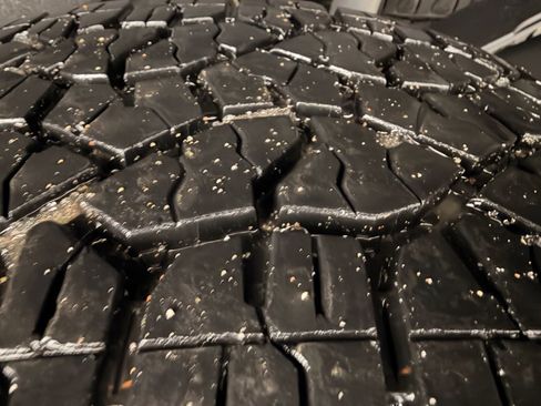 Used 2023 Chevrolet Silverado 3500 High Country image 16