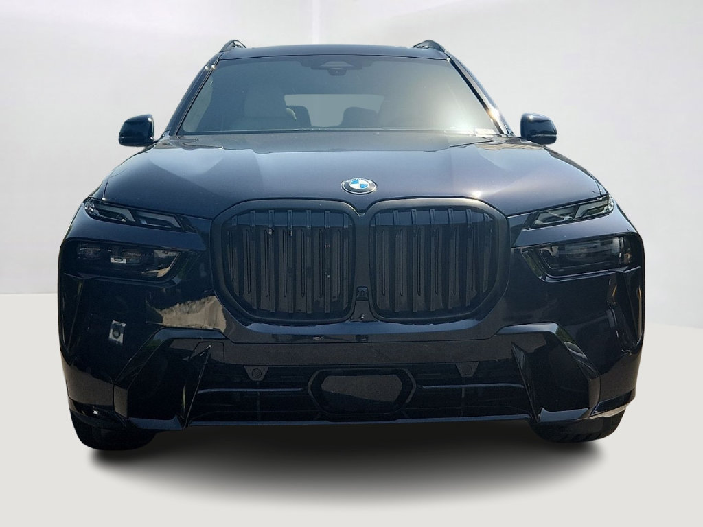 Certified 2026 BMW X7 xDrive40i w/ M Sport Package AWD/4WD image 2