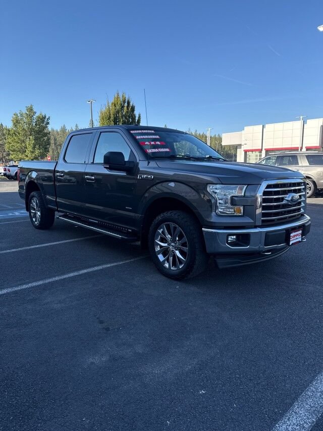 Used 2017 Ford F150 XLT w/ Equipment Group 302A Luxury AWD/4WD image 3