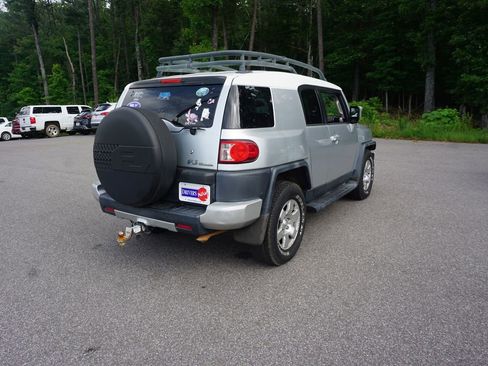 Used 2007 Toyota FJ Cruiser 2WD image 15