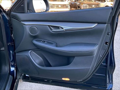 Used 2023 INFINITI QX50 Luxe image 25