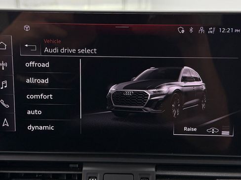 Used 2023 Audi SQ5 Premium Plus w/ Premium Plus Package AWD/4WD image 31
