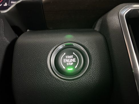 New 2026 GMC Acadia Denali Ultimate image 54