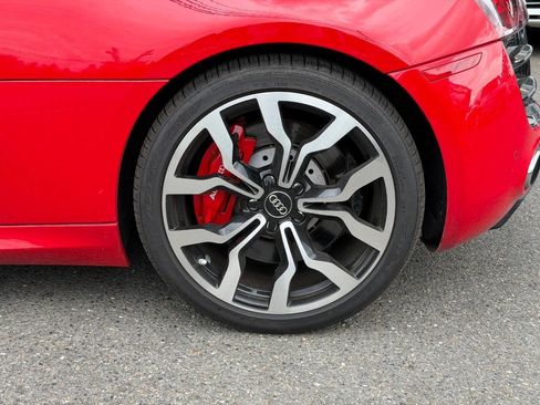 Used 2011 Audi R8 V10 AWD/4WD image 3