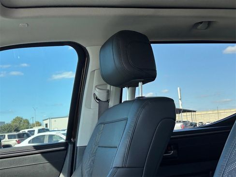 Used 2024 Toyota Tundra Limited image 13