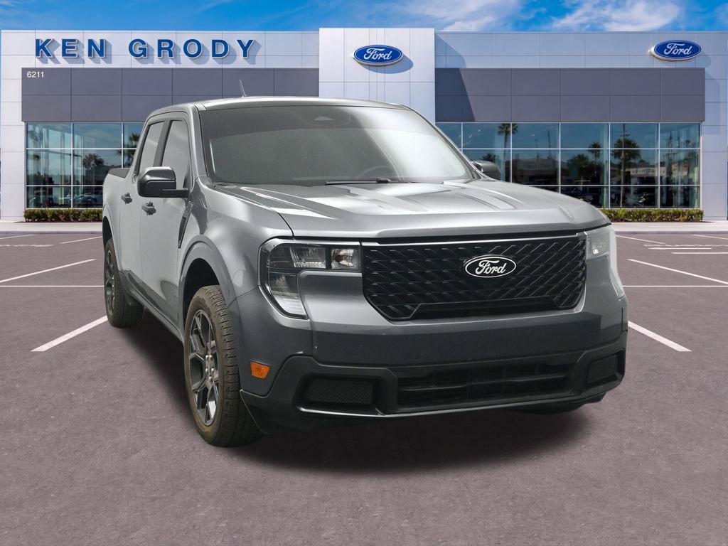 Used 2025 Ford Maverick XLT w/ Black Appearance Package AWD/4WD image 4