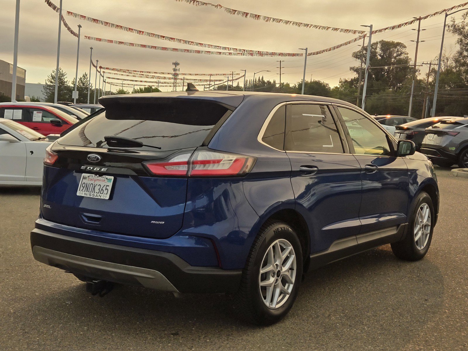 Used 2023 Ford Edge SEL AWD/4WD image 4