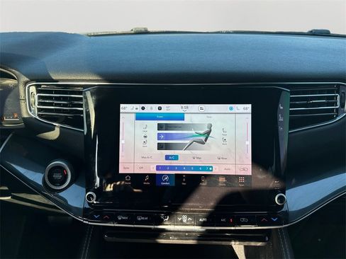 Used 2022 Jeep Wagoneer Series I image 22