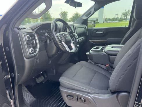 Used 2020 GMC Sierra 1500 Elevation w/ Elevation Value Package RWD image 3