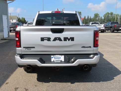 New 2026 RAM 1500 4x4 Crew Cab image 9
