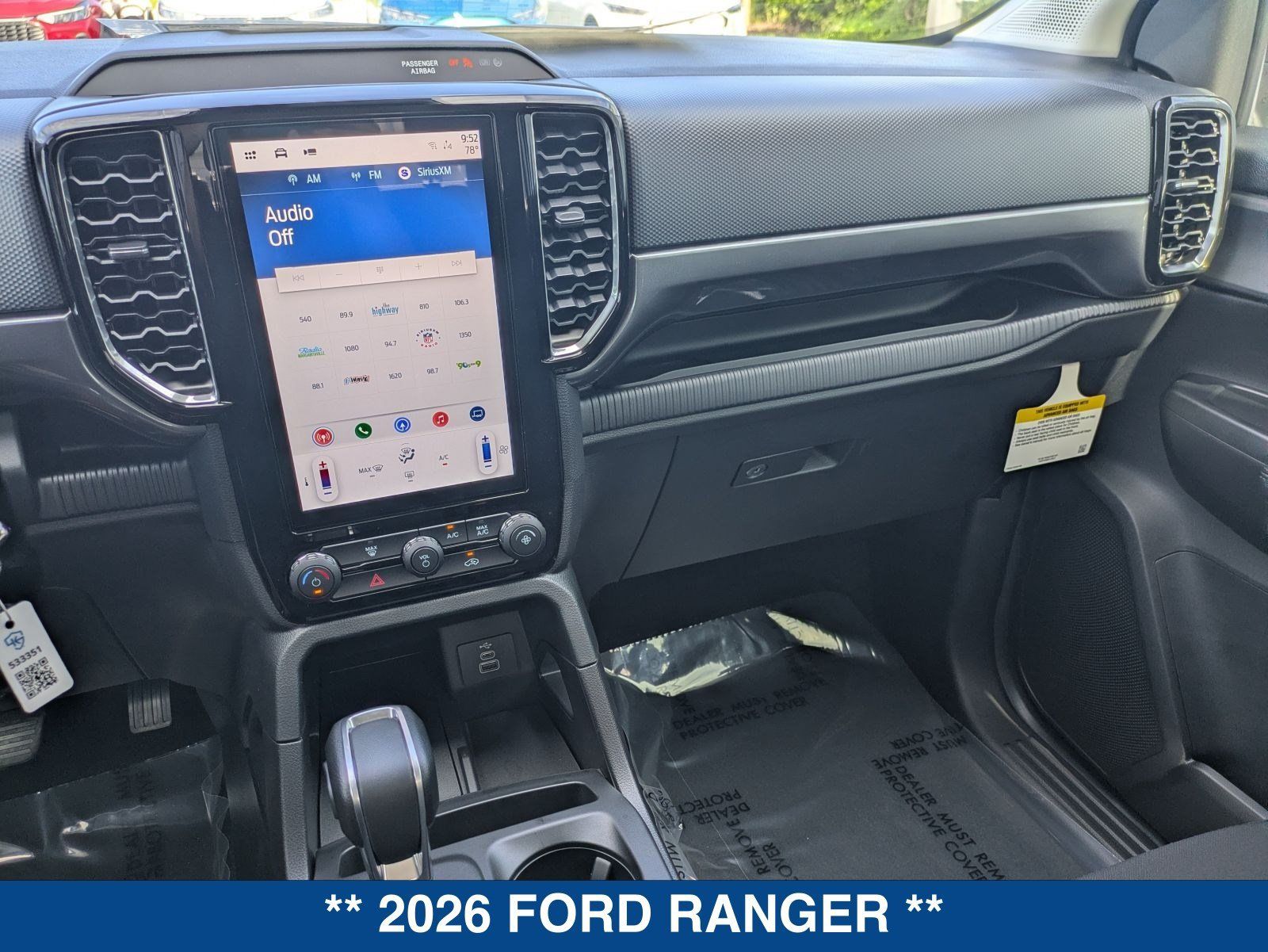 New 2026 Ford Ranger XLT w/ Black Appearance Package RWD image 30