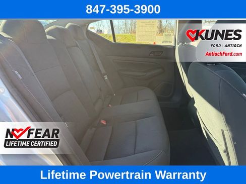 Used 2024 Nissan Altima 2.5 SV image 21