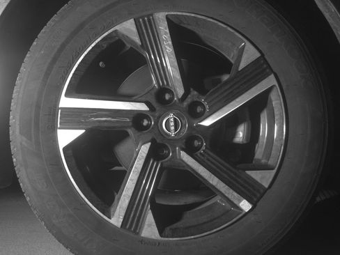 Used 2025 Nissan Sentra SV image 13