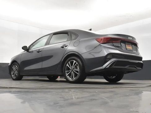 Used 2024 Kia Forte LXS FWD image 12