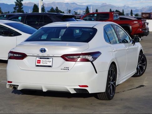 Used 2021 Toyota Camry XSE w/ Navigation Upgrade Package image 7