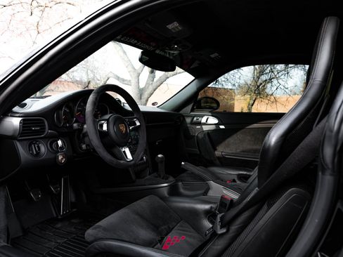 Used 2008 Porsche 911 GT2 RWD image 33