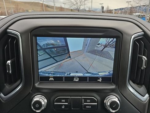 Used 2022 GMC Sierra 1500 AT4 image 15