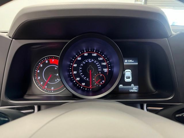 Used 2023 Hyundai Elantra SE FWD image 27