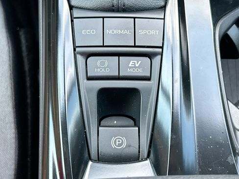 Certified 2025 Toyota Camry LE w/ Convenience Package FWD image 34