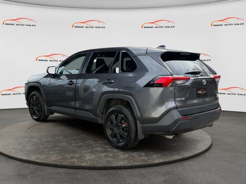 Used 2023 Toyota RAV4 LE image 6