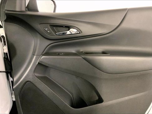 Used 2024 Chevrolet Equinox LT image 25