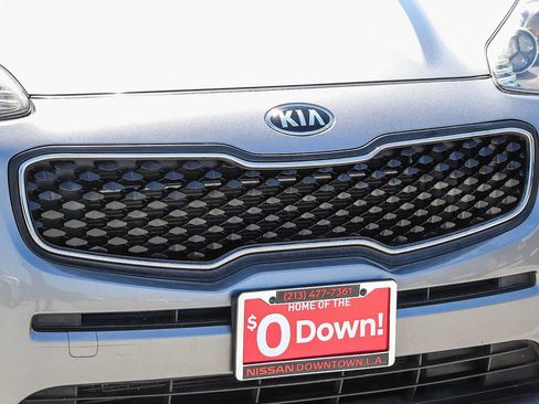 Used 2018 Kia Sportage LX FWD image 5