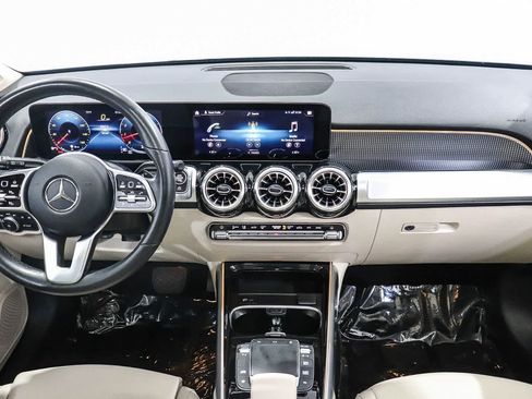 Used 2022 Mercedes-Benz GLB 250 image 13
