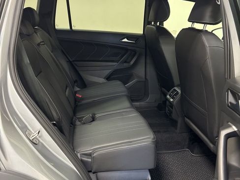 Used 2024 Volkswagen Tiguan SE R-Line AWD/4WD image 31
