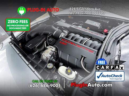 Used 2012 Chevrolet Corvette Coupe w/ 2LT Preferred Equipment Group RWD image 13