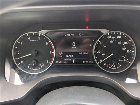 Used 2021 Nissan Rogue S FWD image 11