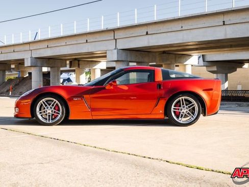 Used 2006 Chevrolet Corvette Z06 w/ Preferred Equipment Group image 33