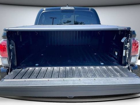 Used 2019 Toyota Tacoma TRD Pro AWD/4WD image 7