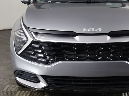 Used 2024 Kia Sportage EX image 13