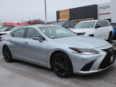 Used 2024 Lexus ES 350 F Sport w/ Accessory Package (Z2)