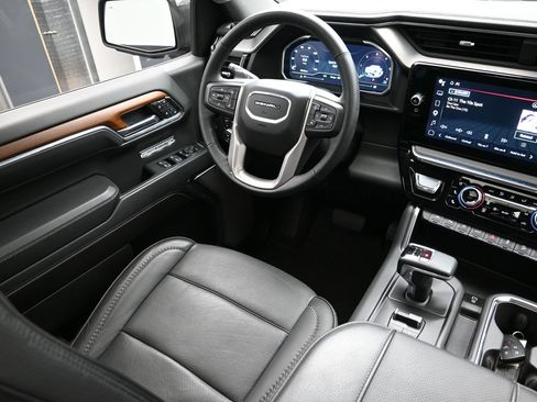 Used 2023 GMC Sierra 1500 Denali w/ Denali Reserve Package AWD/4WD image 24