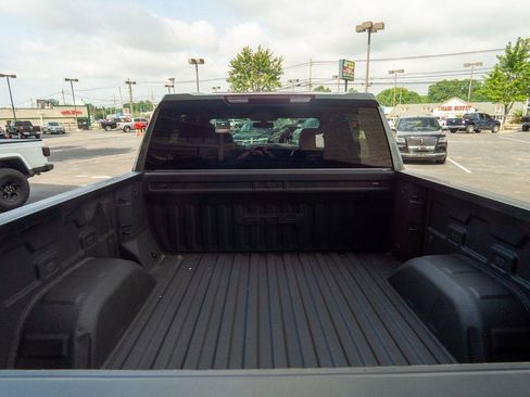 Used 2021 GMC Sierra 1500 AT4 AWD/4WD image 11