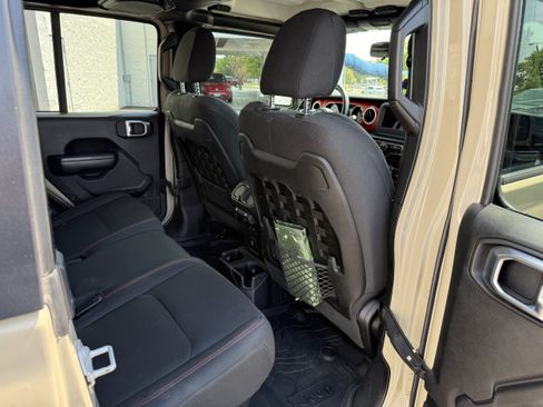 Used 2020 Jeep Gladiator Rubicon AWD/4WD image 20