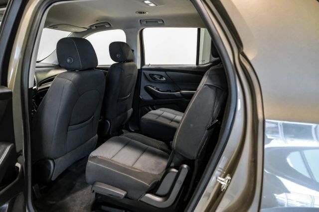Used 2020 Chevrolet Traverse LT FWD image 36