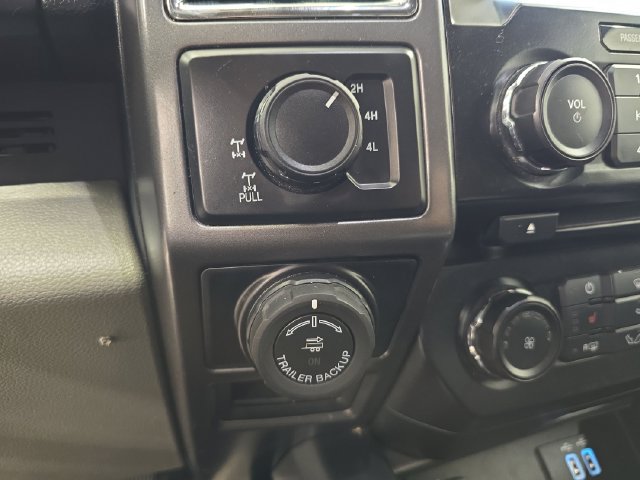 Used 2016 Ford F150 XLT w/ Equipment Group 302A Luxury AWD/4WD image 29
