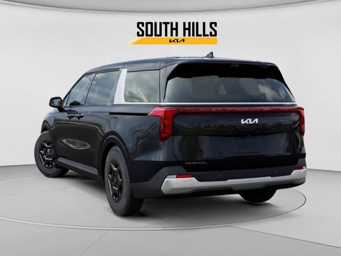 New 2026 Kia Carnival FWD image 4