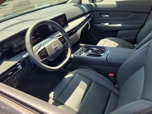 New 2025 Nissan Murano SV image 3